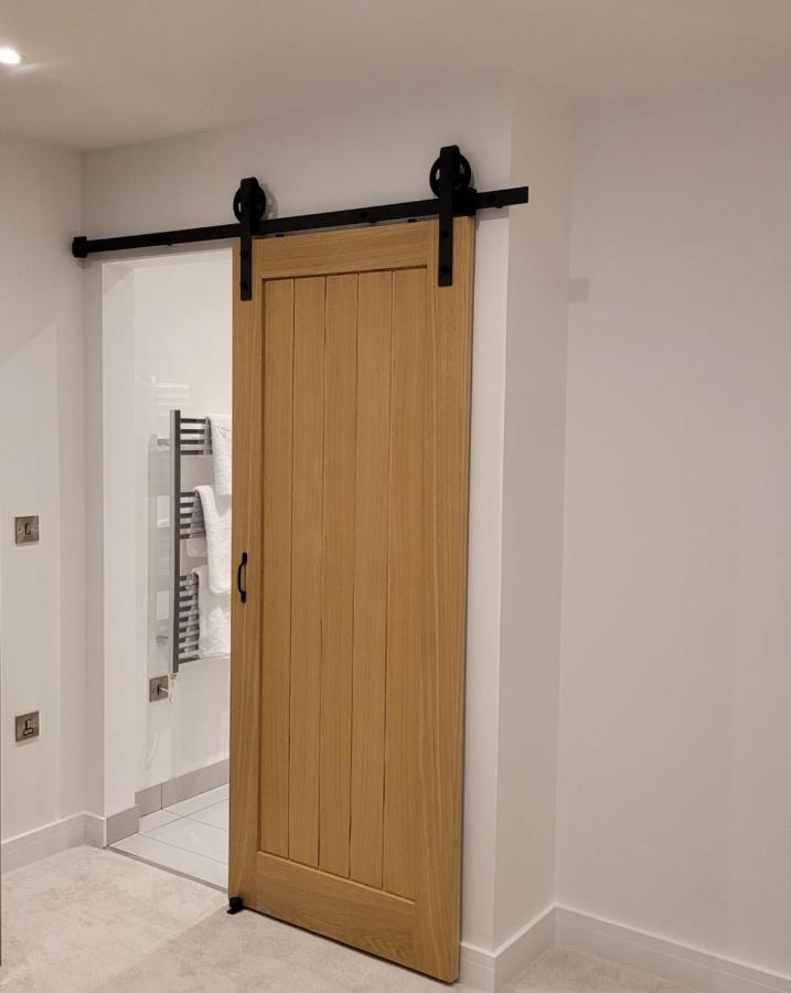 Luxury 2 Bed Apartment In The Heart Of Rochester Wainscot Εξωτερικό φωτογραφία
