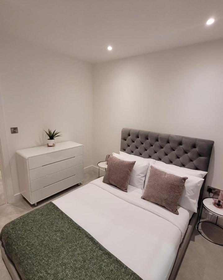Luxury 2 Bed Apartment In The Heart Of Rochester Wainscot Εξωτερικό φωτογραφία